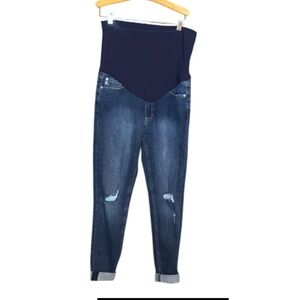 Pinkblush Maternity distressed skinny jeans Dark wash Size 28